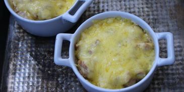 жюльен с курицей и лисичками