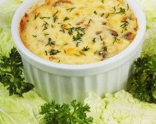 Жюльен с ветчиной и грибами